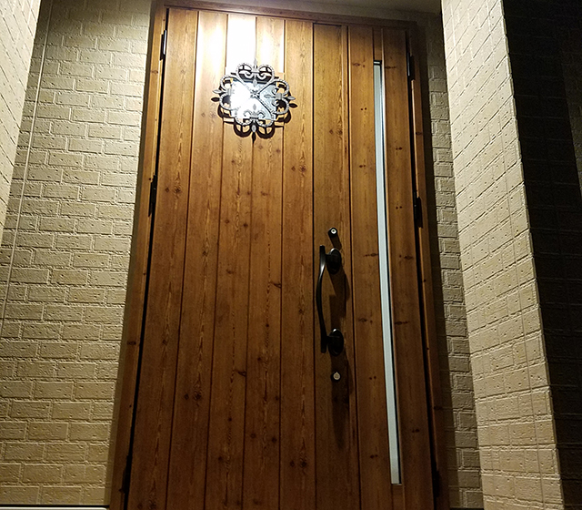 玄関・ドア